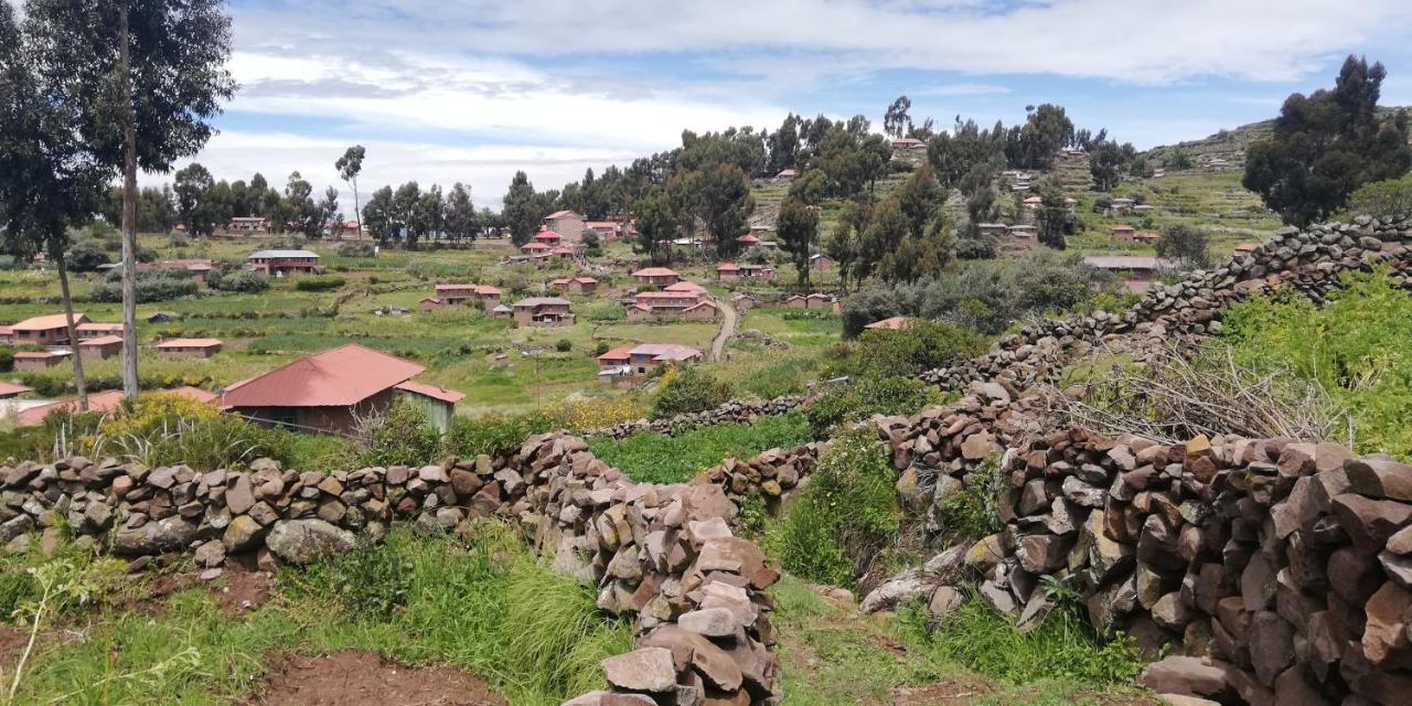 Taquile Hospedaje Mario Huillanopampa ภายนอก รูปภาพ