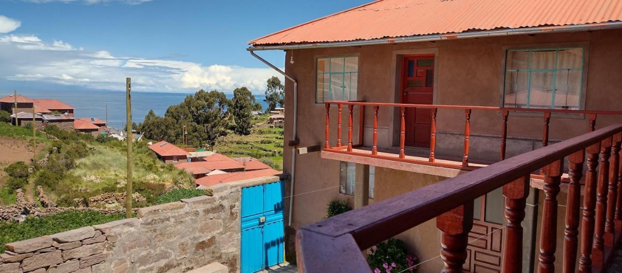 Taquile Hospedaje Mario Huillanopampa ภายนอก รูปภาพ