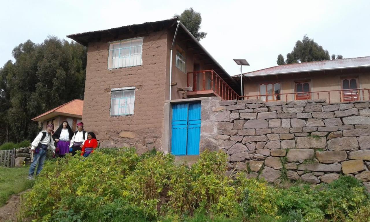 Taquile Hospedaje Mario Huillanopampa ภายนอก รูปภาพ