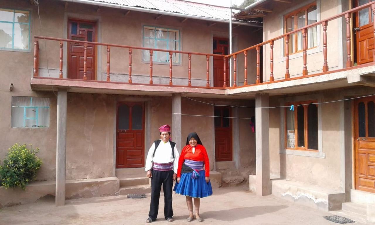 Taquile Hospedaje Mario Huillanopampa ภายนอก รูปภาพ