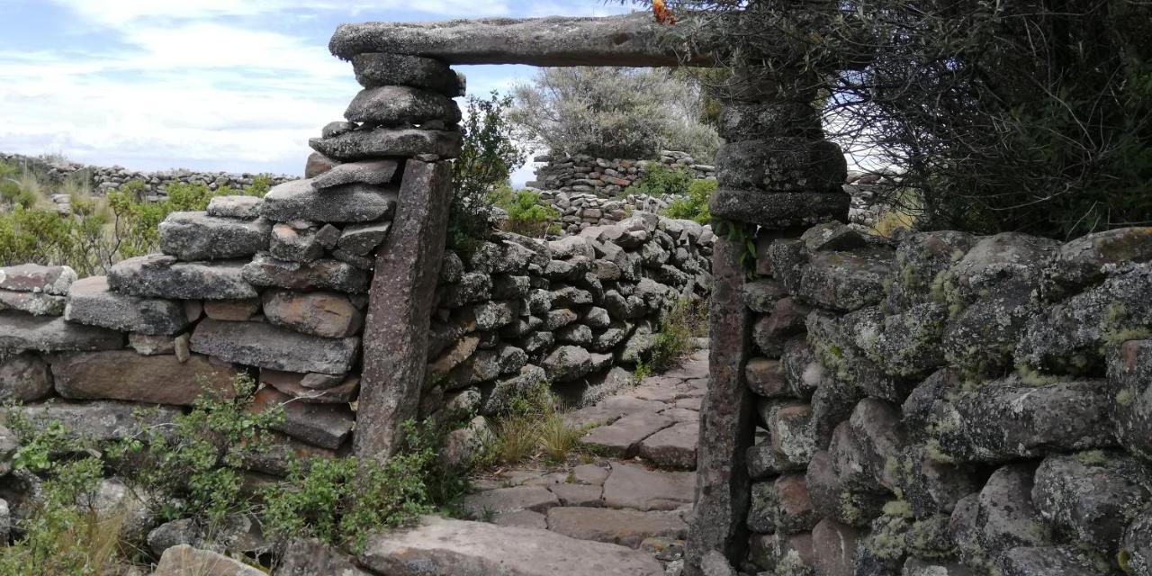 Taquile Hospedaje Mario Huillanopampa ภายนอก รูปภาพ